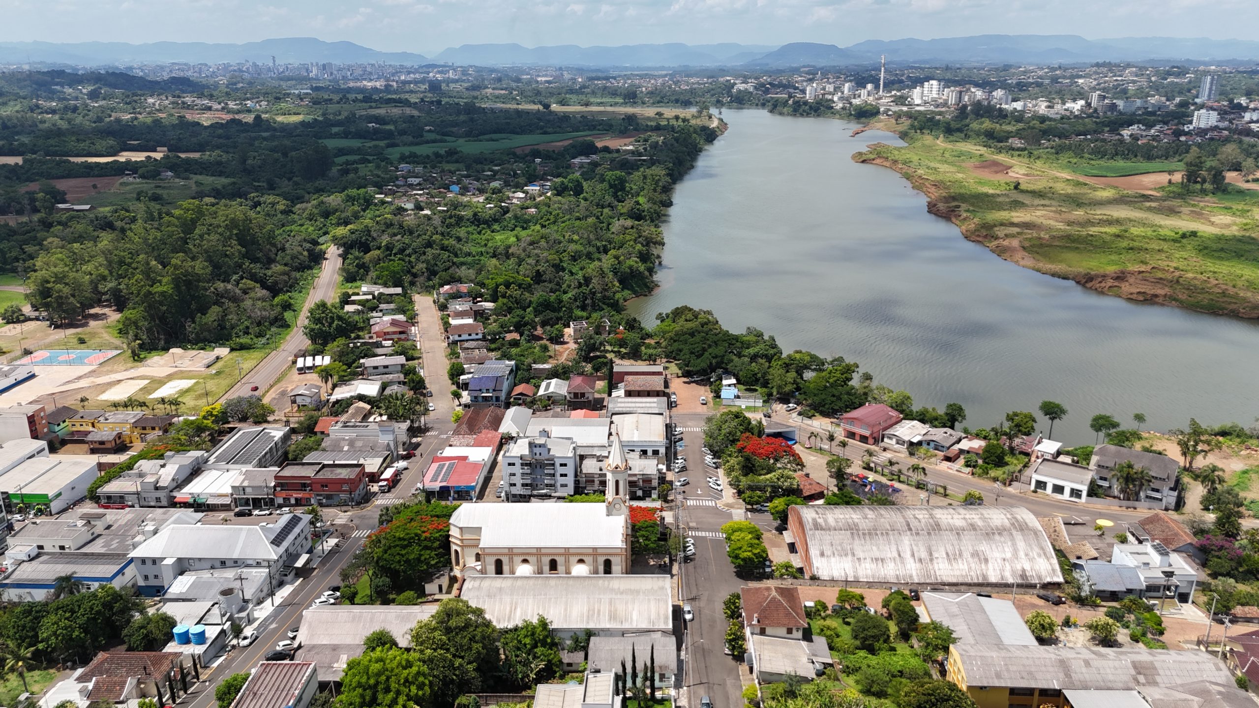 centro cruzeiro e rio Foto: Marcio Steiner
