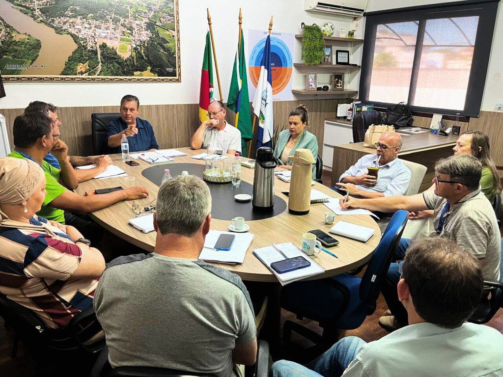 Prefeitura reúne secretariado e define metas para 2026