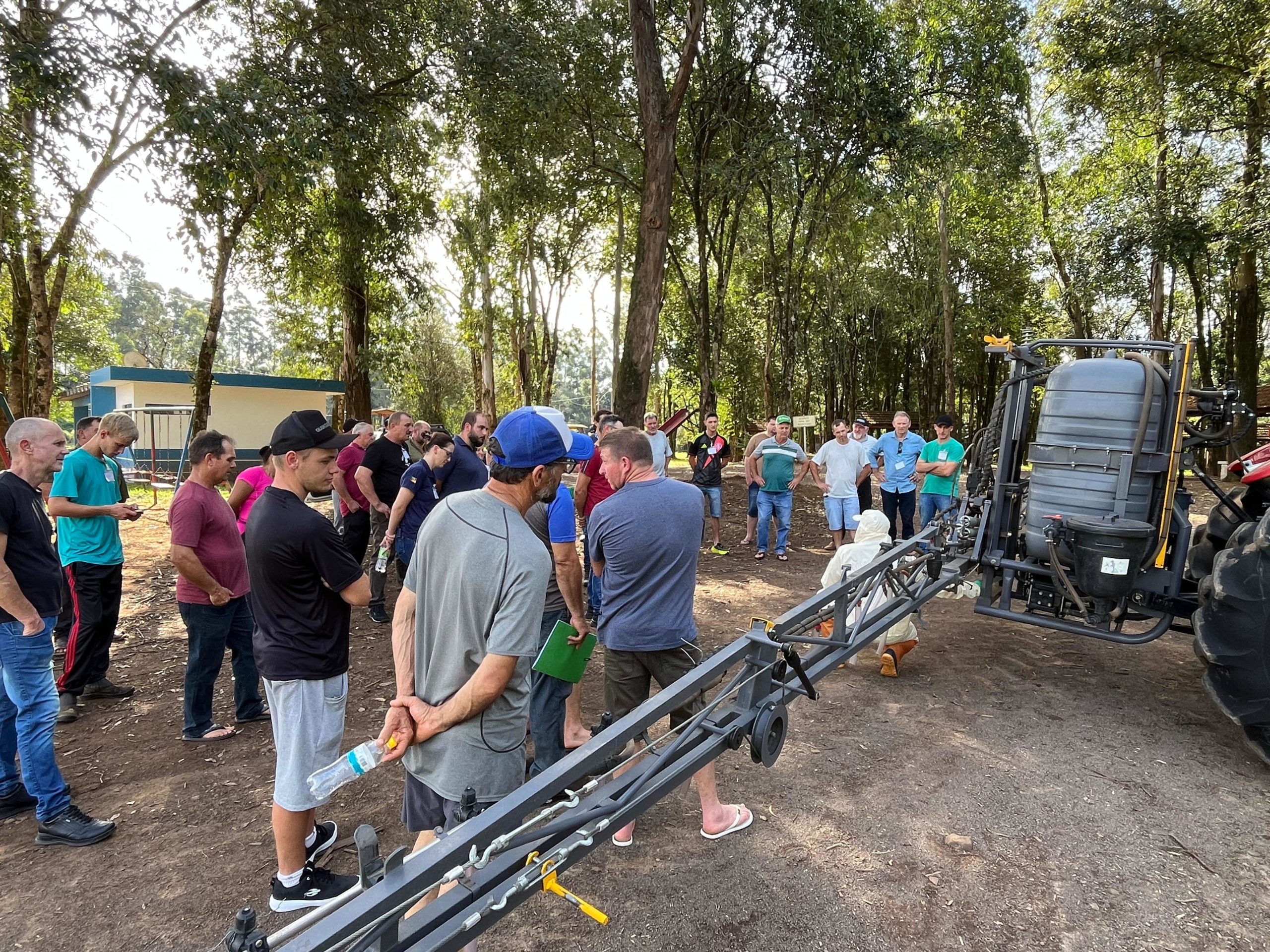 Capacitação aborda boas práticas agrícolas na aplicação de defensivos