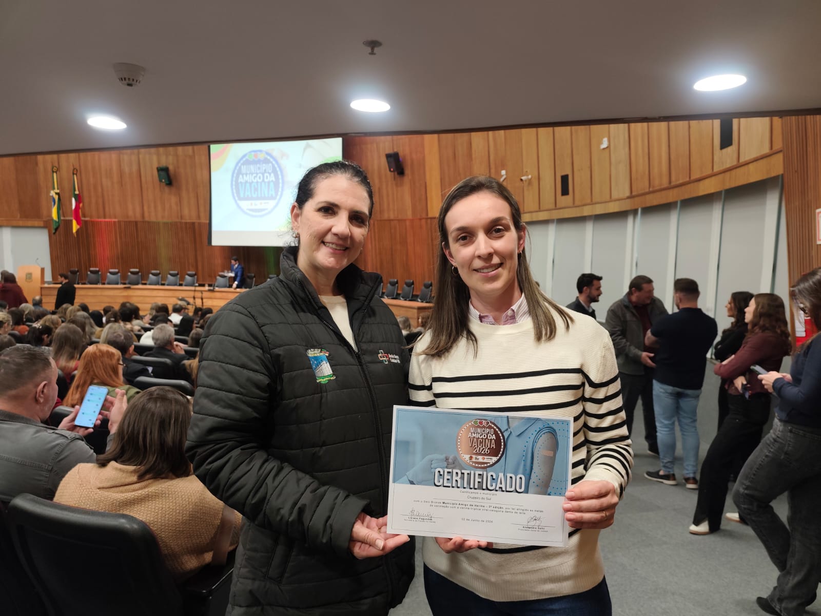 Cruzeiro do Sul conquista certificação estadual por atingir meta de vacinação