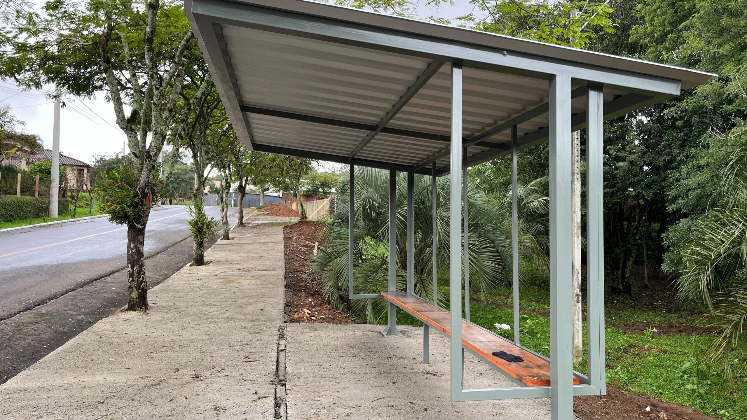 abrigo parada de ônibus