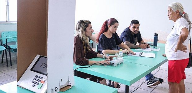 Justiça Eleitoral inicia convocação de mesárias e mesários