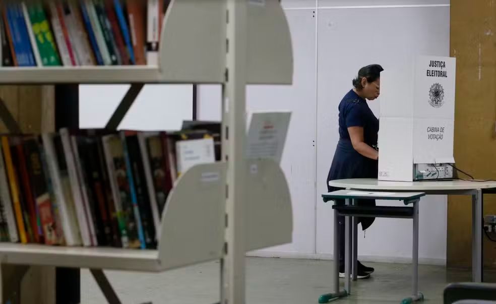 votando Foto: Paulo Pinto/Agência Brasil