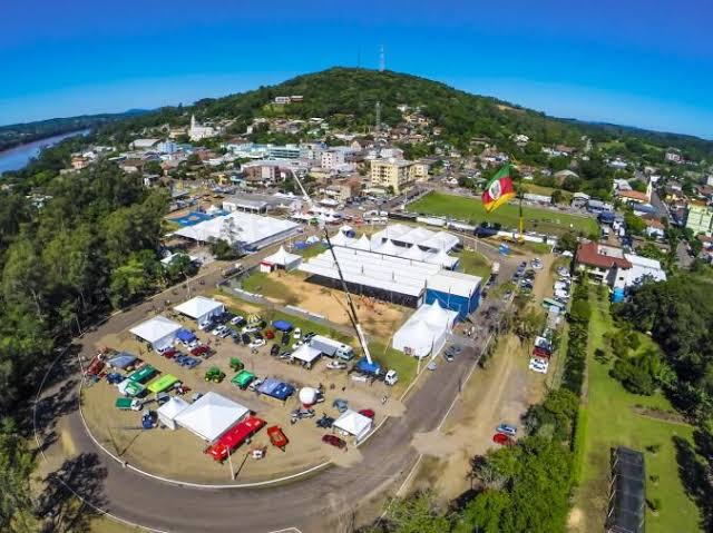 Cruzeiro do Sul abre inscrições para o Calendário Municipal de Eventos de 2027